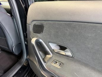 MERCEDES-BENZ A CLASS 1.3 A200h MHEV AMG Line