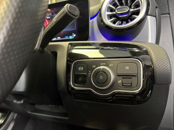 MERCEDES-BENZ A CLASS 1.3 A200h MHEV AMG Line