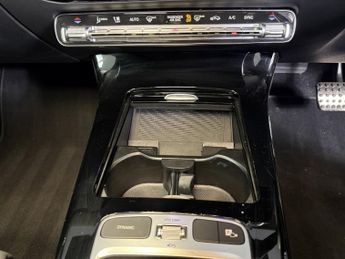 MERCEDES-BENZ A CLASS 1.3 A200h MHEV AMG Line