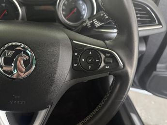 VAUXHALL INSIGNIA 2.0 Turbo D BlueInjection SRi Nav Sports Tourer Euro 6 (s/s) 5dr