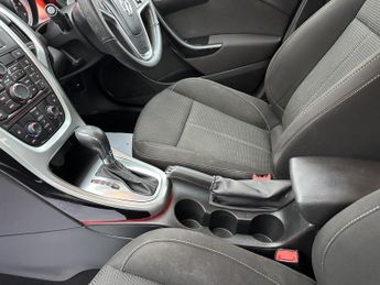 VAUXHALL ASTRA 2.0 CDTi SRi