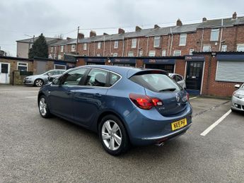 VAUXHALL ASTRA 2.0 CDTi SRi