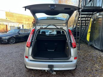 FORD C-MAX 2.0 Titanium