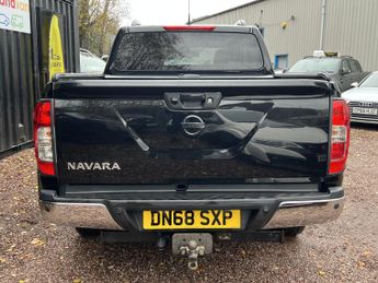 NISSAN NAVARA 2.3 dCi Tekna