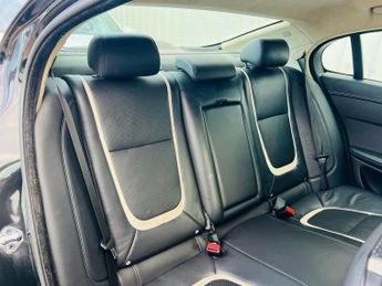 JAGUAR XF 3.0d S V6 Portfolio Auto Euro 5 (s/s) 4dr