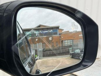 LAND ROVER DISCOVERY 2.0 SD4 HSE Luxury Auto 4WD Euro 6 (s/s) 5dr