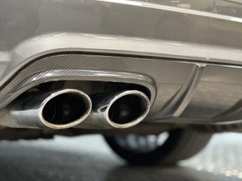 MERCEDES-BENZ C CLASS 6.3 C63 V8 AMG