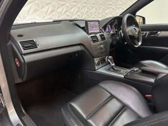 MERCEDES-BENZ C CLASS 6.3 C63 V8 AMG