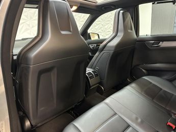 MERCEDES-BENZ C CLASS 6.3 C63 V8 AMG