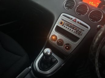 PEUGEOT 308 1.6 HDi S