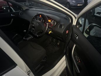PEUGEOT 308 1.6 HDi S