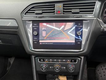 VOLKSWAGEN TIGUAN 2.0 TSI R-Line DSG 4Motion Euro 6 (s/s) 5dr