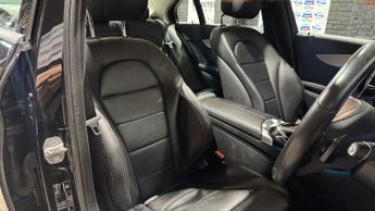 MERCEDES-BENZ C CLASS 2.0 C200 Sport