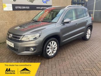 Volkswagen Tiguan 2.0 TDI BlueMotion Tech Match 4WD Euro 5 (s/s) 5dr