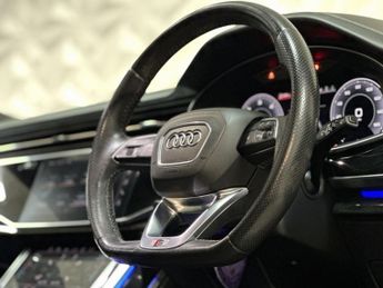 AUDI Q8 3.0 TDI V6 50 Vorsprung