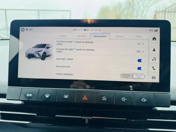 MG MG4 64kWh Trophy Long Range