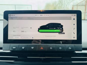 MG MG4 64kWh Trophy Long Range