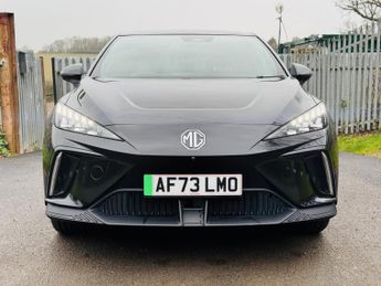 MG MG4 64kWh Trophy Long Range