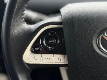 TOYOTA PRIUS 1.8 Hybrid Automatic Euro6 5dr (s/s)