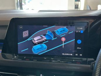 VOLKSWAGEN GOLF 2.0 TSI GTI