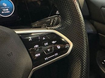 VOLKSWAGEN GOLF 2.0 TSI GTI