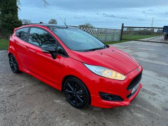 Ford Fiesta 1.0T EcoBoost Zetec S Red Edition Euro 6 (s/s) 3dr