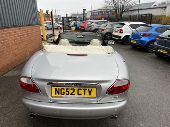 JAGUAR XK8 4.2