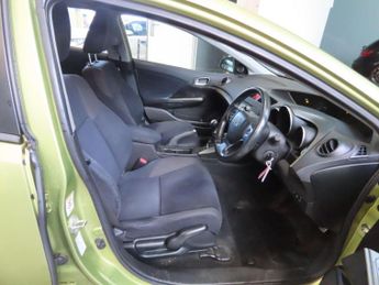 HONDA CIVIC 1.8 i-VTEC ES Euro 5 (s/s) 5dr