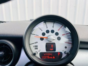 MINI HATCH 2.0 Cooper D Auto Euro 5 3dr