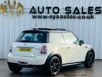 MINI HATCH 2.0 Cooper D Auto Euro 5 3dr