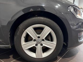 VOLKSWAGEN GOLF 1.6 TDI BlueMotion Tech Match Edition DSG Euro 6 (s/s) 5dr