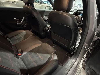 MERCEDES-BENZ A CLASS 1.3 A200 AMG Line 7G-DCT Euro 6 (s/s) 4dr