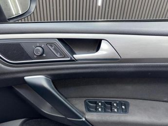 VOLKSWAGEN GOLF SV 1.4 TSI BlueMotion Tech SE DSG Euro 6 (s/s) 5dr