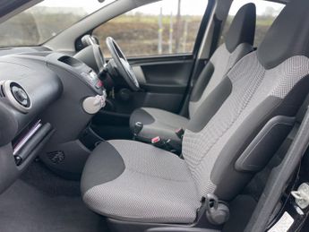 TOYOTA AYGO 1.0 VVT-i Mode