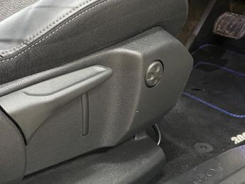 PEUGEOT 3008 2.0 BlueHDi Allure