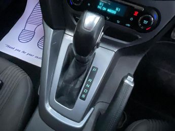 FORD FOCUS 1.6 Titanium Powershift Euro 5 5dr
