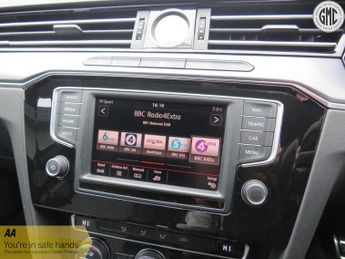 VOLKSWAGEN PASSAT 2.0 TDI BlueMotion Tech R-Line Full Dealer History