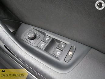 VOLKSWAGEN PASSAT 2.0 TDI BlueMotion Tech R-Line Full Dealer History