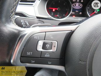 VOLKSWAGEN PASSAT 2.0 TDI BlueMotion Tech R-Line Full Dealer History