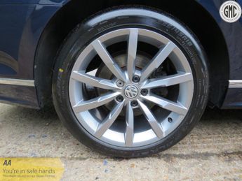 VOLKSWAGEN PASSAT 2.0 TDI BlueMotion Tech R-Line Full Dealer History