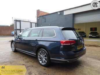 VOLKSWAGEN PASSAT 2.0 TDI BlueMotion Tech R-Line Full Dealer History