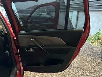 CITROEN GRAND C4 PICASSO 1.6 BlueHDi Exclusive+