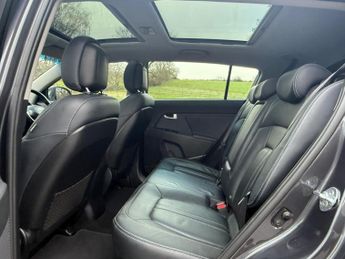 KIA SPORTAGE 2.0 CRDi KX-4