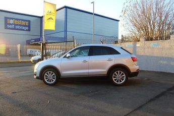 AUDI Q3 2.0 TFSI SE