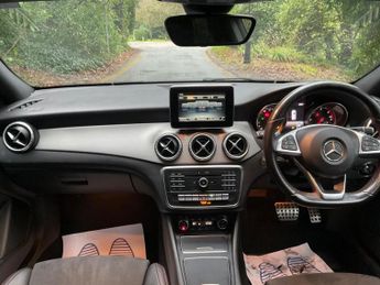 MERCEDES-BENZ CLA 2.1 CLA200d AMG Line Shooting Brake 7G-DCT Euro 6 (s/s) 5dr