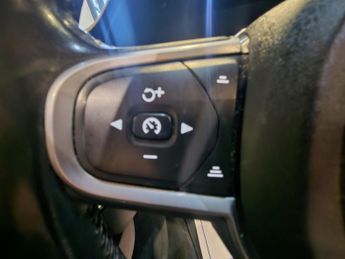 VOLVO V60 2.0 Momentum D3