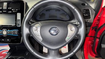 NISSAN LEAF 24kWh Tekna Electric Automatic Red 5dr 10 STAMPS+LOW TAX+LEATHER