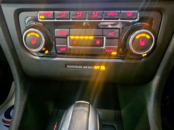 VOLKSWAGEN GOLF 2.0 TDI GTD