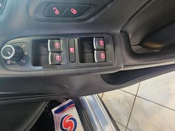 VOLKSWAGEN GOLF 2.0 TDI GTD