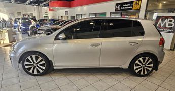 VOLKSWAGEN GOLF 2.0 TDI GTD